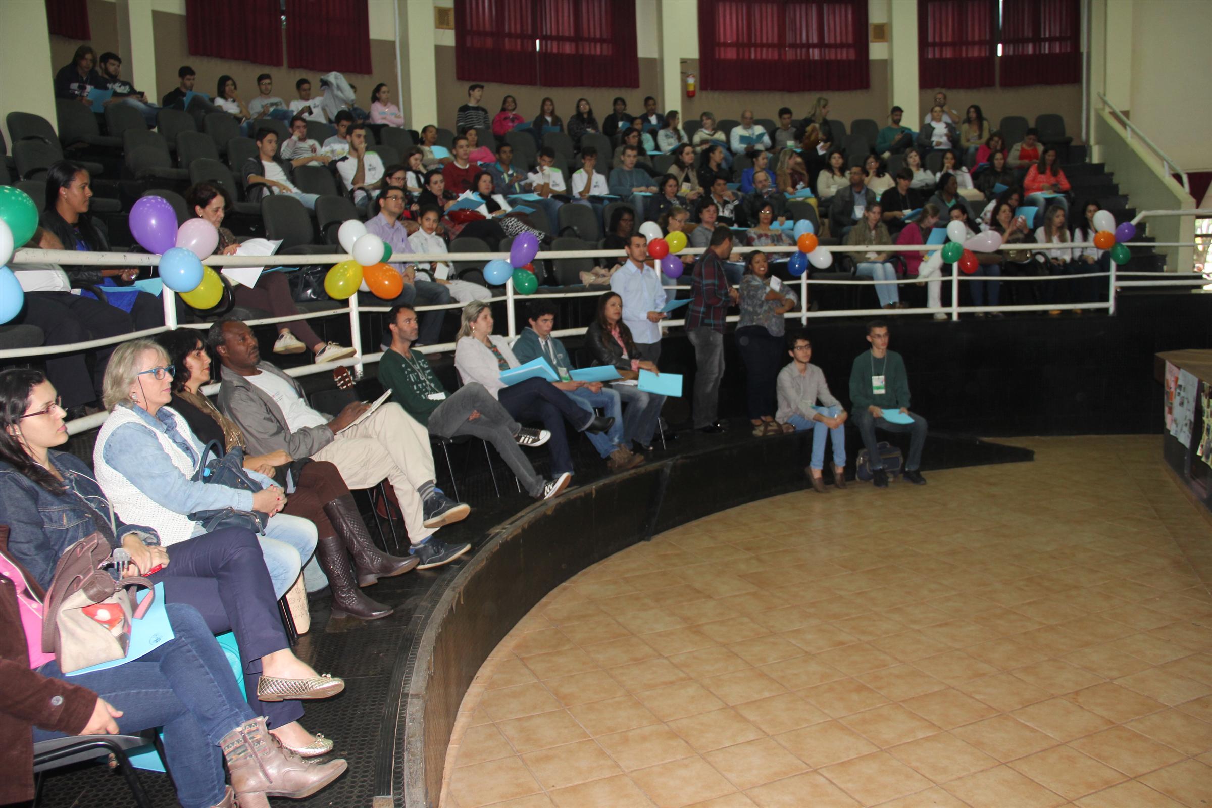 Comunidade participa da VII Conferência dos direitos das crianças  e Adolescentes